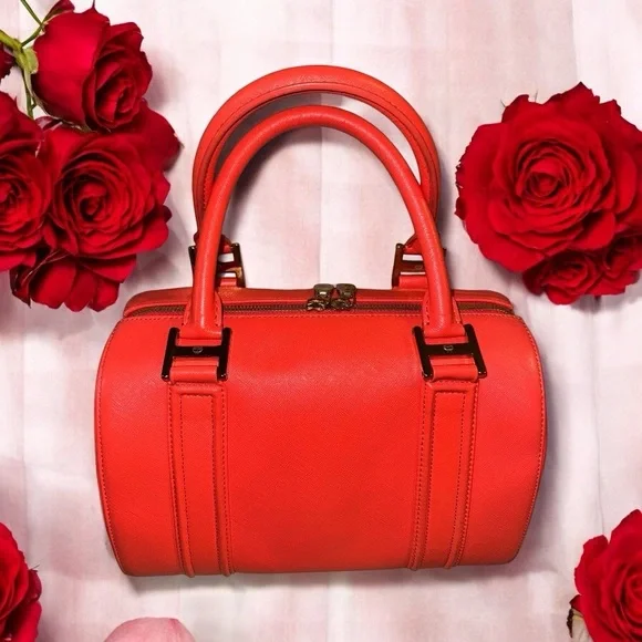 MCM Boston leather bag in Orange EUC - Picture 4 of 12